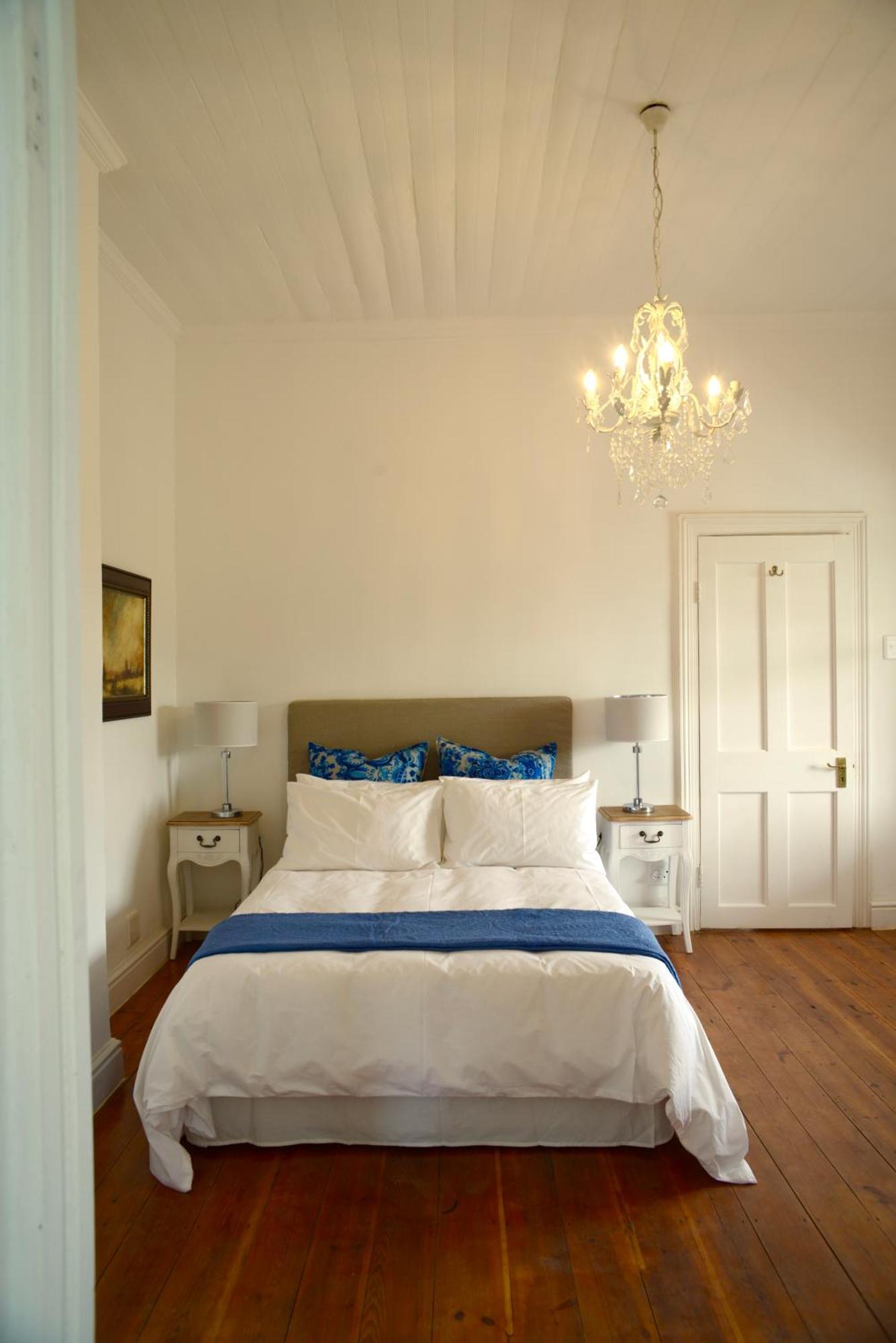 The Sanctuary Prince Albert Quarto foto